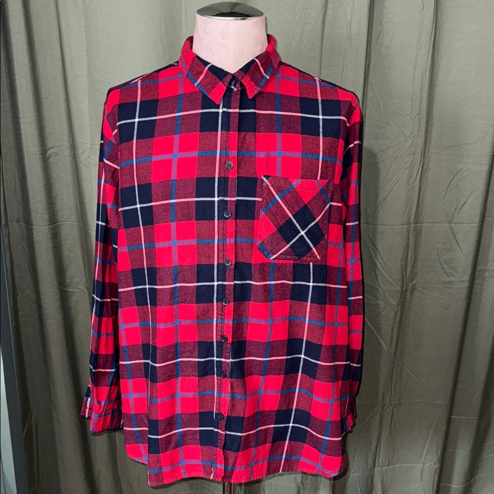 beachlunchlounge Red and Blue Plaid Button-Down Shirt